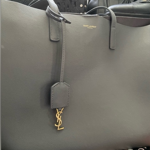SAINT LAURENT SHOPPING TOTE STORM GRAY LEATHER🌟🤩 - Picture 7 of 15